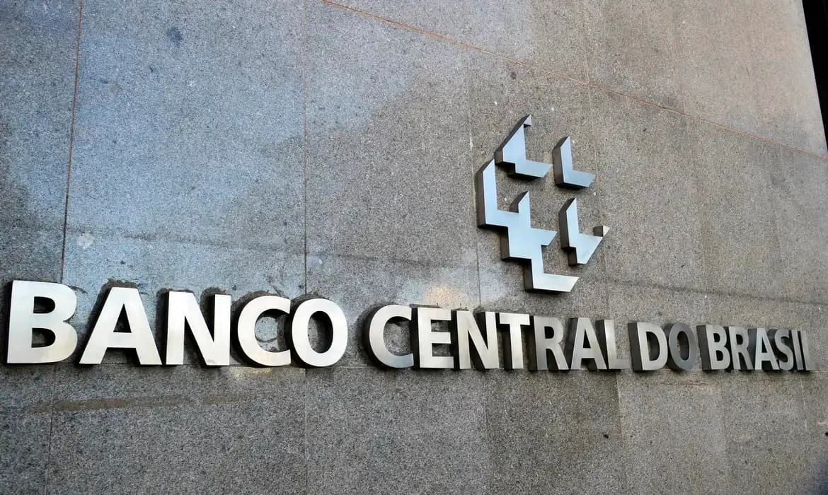 Copom reduz taxa Selic para 14,25% ao ano