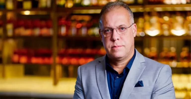 Banco Master, Vorcaro, Toffoli, Supremo e o Brasil das relações indecentes
