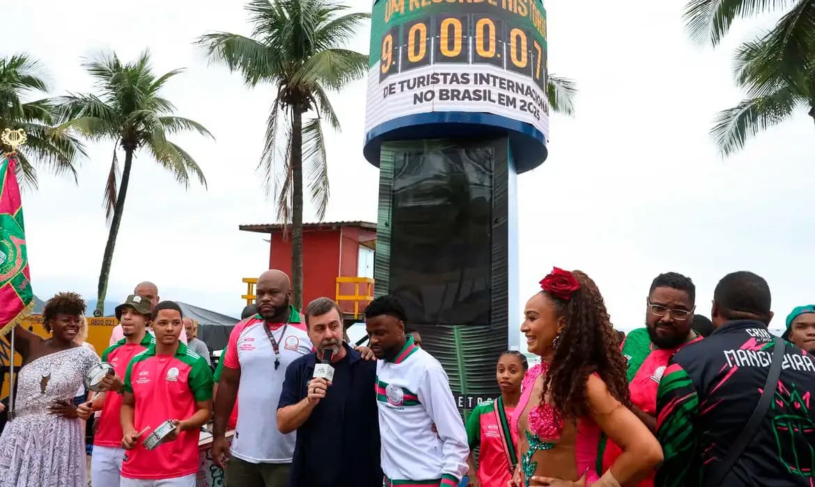 Brasil tem recorde de 9 milhões de turistas internacionais em 2025