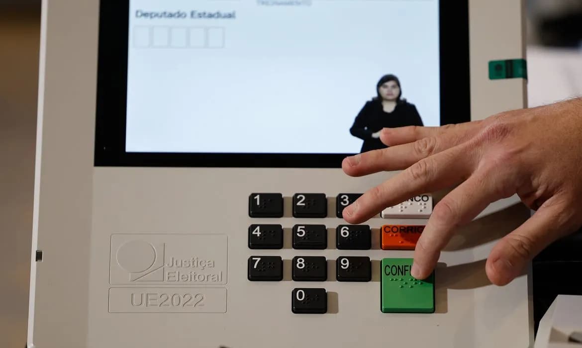 Campanha eleitoral nas ruas e propaganda virtual começam neste domingo
