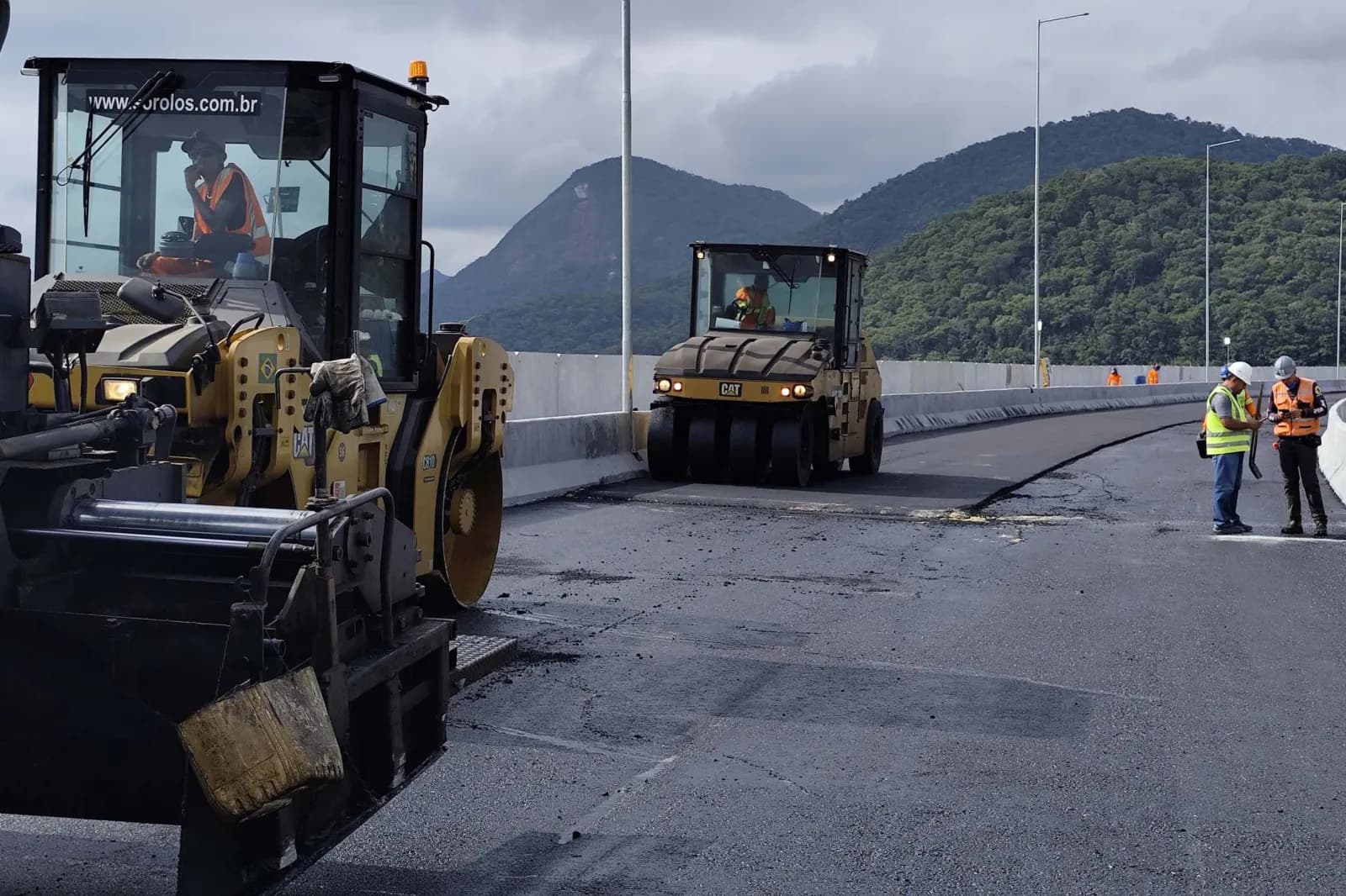 Começam as obras de pavimentação do tabuleiro da Ponte de Guaratuba