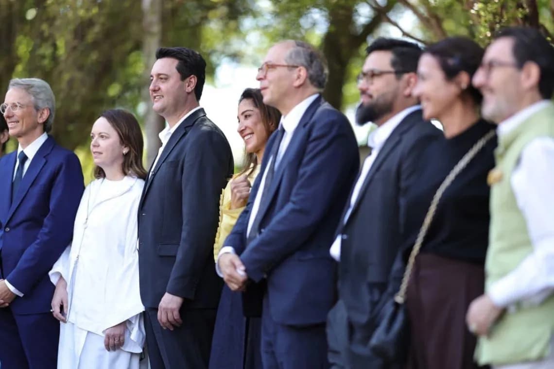 Curadores e colecionadores de arte comemoram criação do Centre Pompidou Paraná