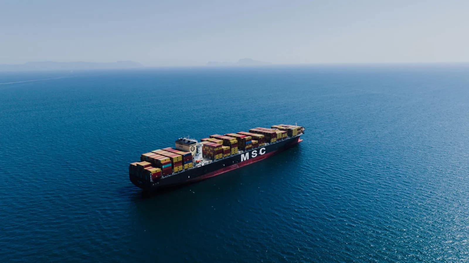 Exportações brasileiras batem recorde em outubro, apesar de tarifaço