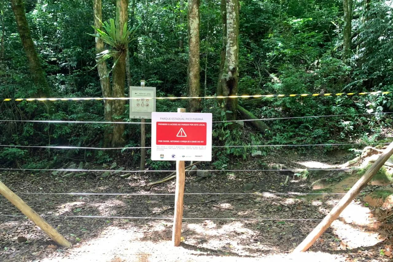 IAT fecha dois acessos irregulares no Pico Paraná para reforçar a segurança