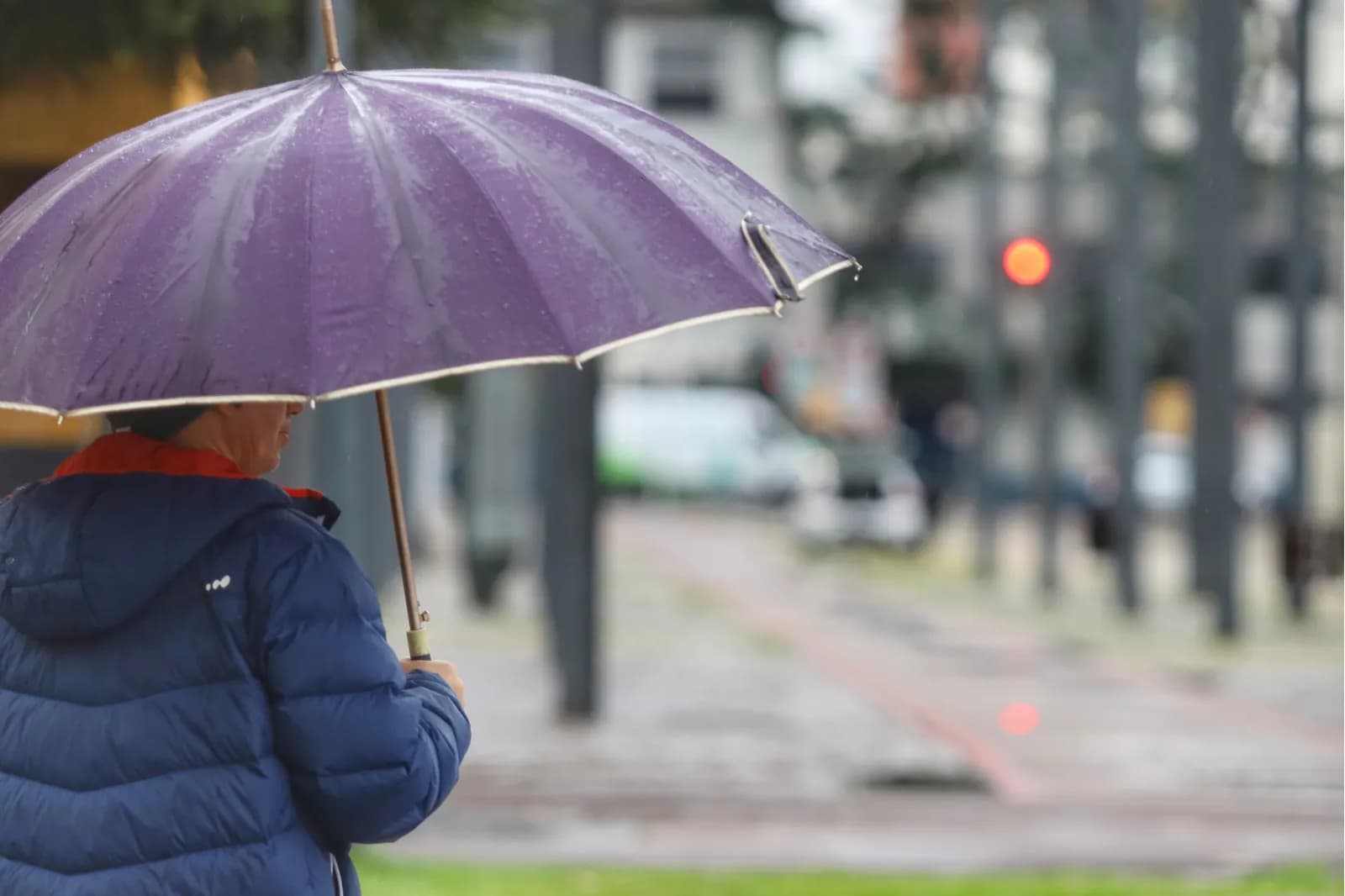 Nova frente fria traz chuva ao Paraná entre domingo e segunda, aponta Simepar