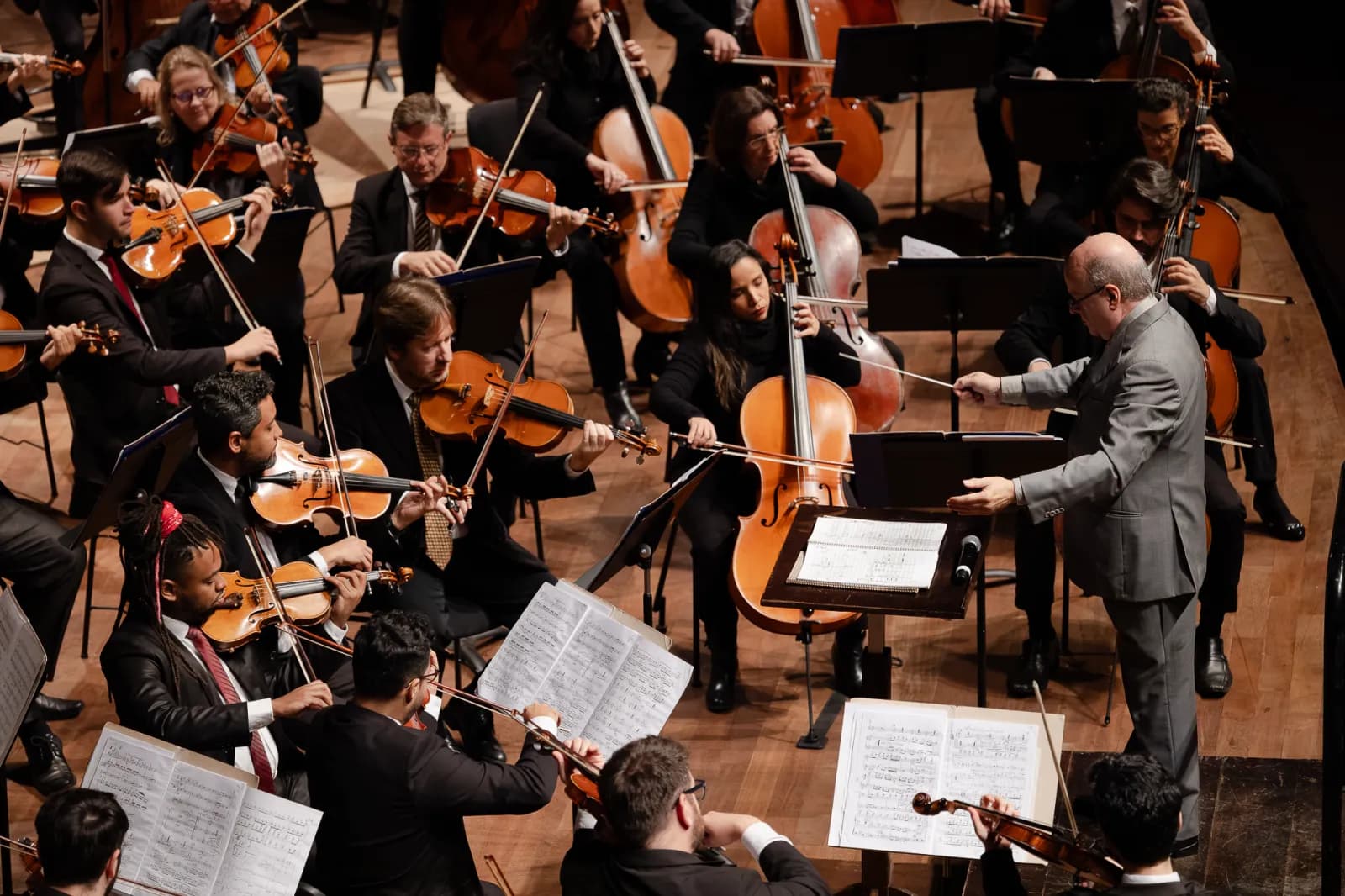 Orquestra Sinfônica do Paraná se apresenta em Maringá com mestres do período clássico
