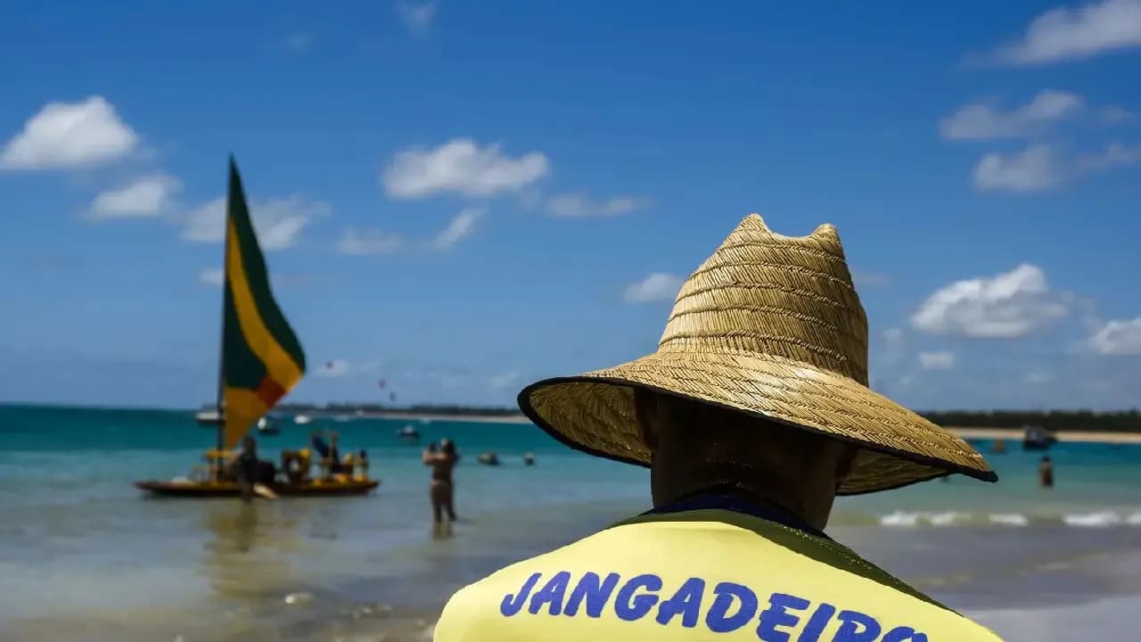 Senado aprova regras para empresas que prestam serviços a turistas