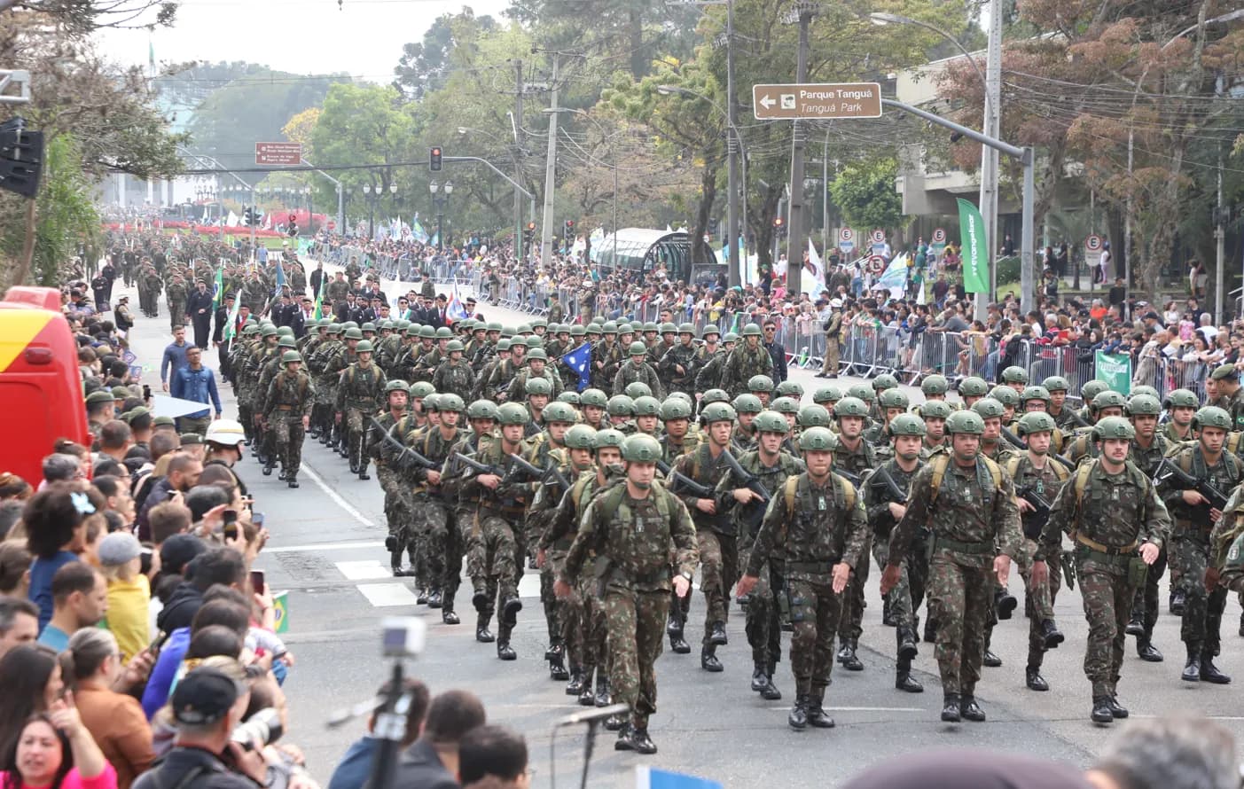 TV Paraná Turismo vai transmitir ao vivo o desfile de 7 de Setembro em Curitiba